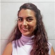 Profesora imparte clases de inglés de todos los niveles